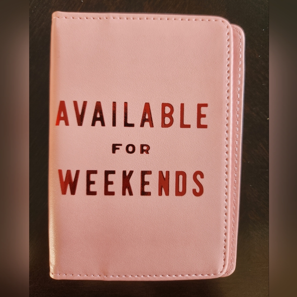 NWT ❗️ ban.do available for weekends pink leatherette passport holder 3 cards
